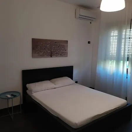 ゲストハウス Nadia Chambres